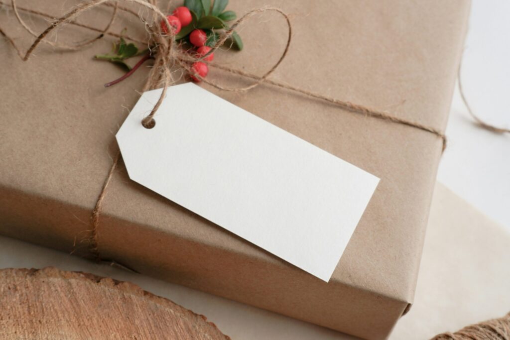 Best Christmas gifts for employees in 2025